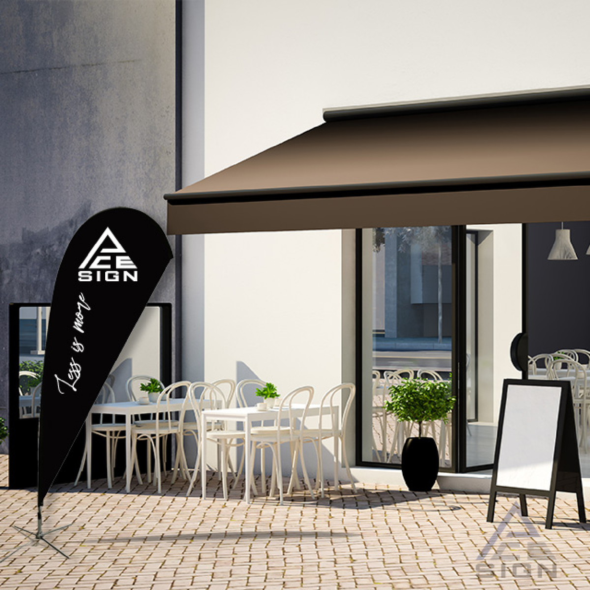 Teardrop-shaped advertising flag.